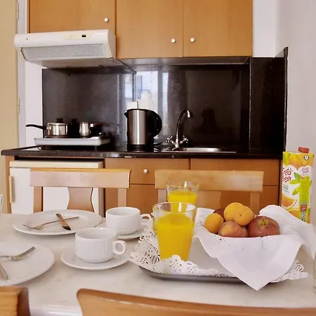 Hotel apartamentowy Irini Hersonissos (Crete)