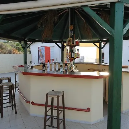 Irini 公寓式酒店