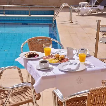 Irini Hotel apartamentowy