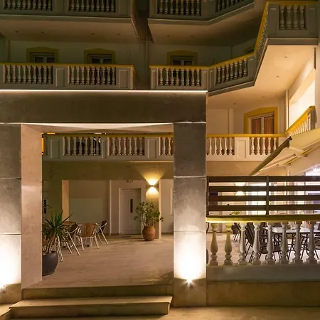 Hotel apartamentowy Irini